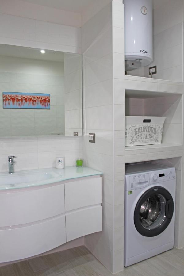 Flamingo Luxury Apartment Ajpsardinia Cagliari Buitenkant foto