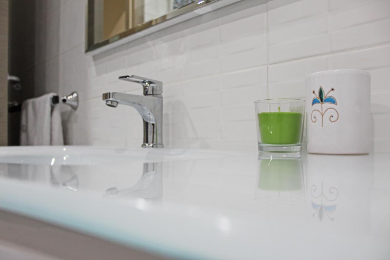 Flamingo Luxury Apartment Ajpsardinia Cagliari Buitenkant foto