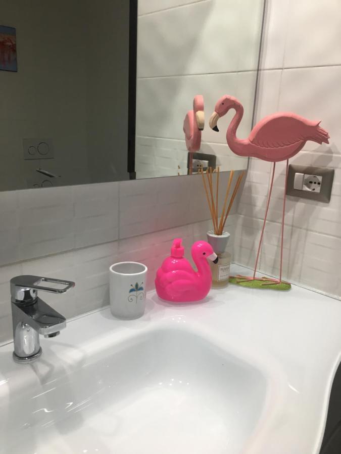 Flamingo Luxury Apartment Ajpsardinia Cagliari Buitenkant foto